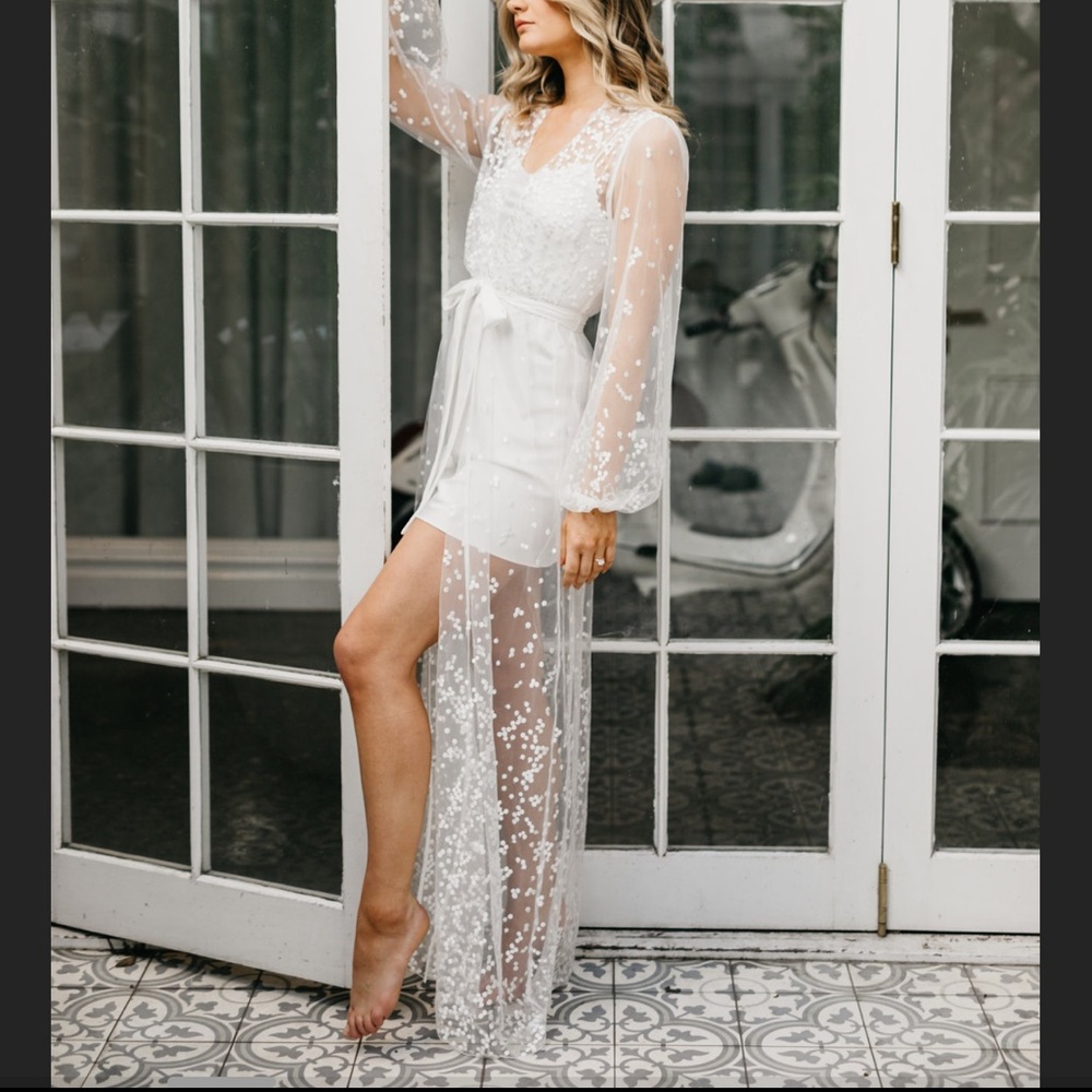 LeRose Maxi Bridal Robe Small NWT